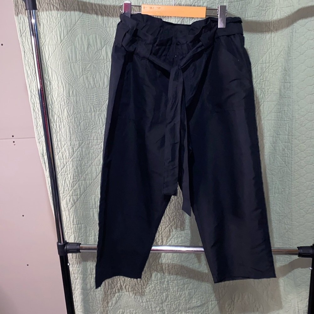 BODY 10DER Women’s, Size L Black Cinched Waist W/Belt, Casual, Dressy, Cozy,Used